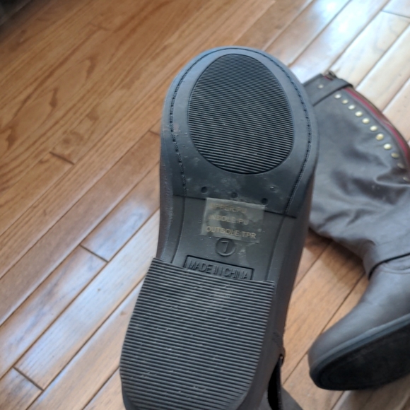 Wide leg tall boots - Picture 2 of 3